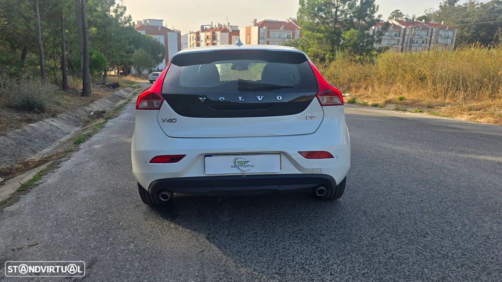 Volvo V40 2.0 D2 Kinetic Geartronic - 8