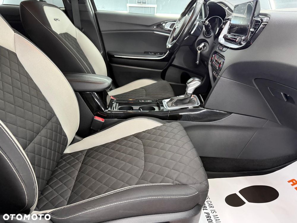 Kia ProCeed 1.4 T-GDI DCT7 OPF GT LINE - 32