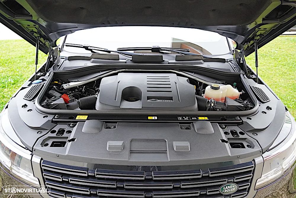 Land Rover Range Rover Sport 3.0 P460e Dynamic SE - 17