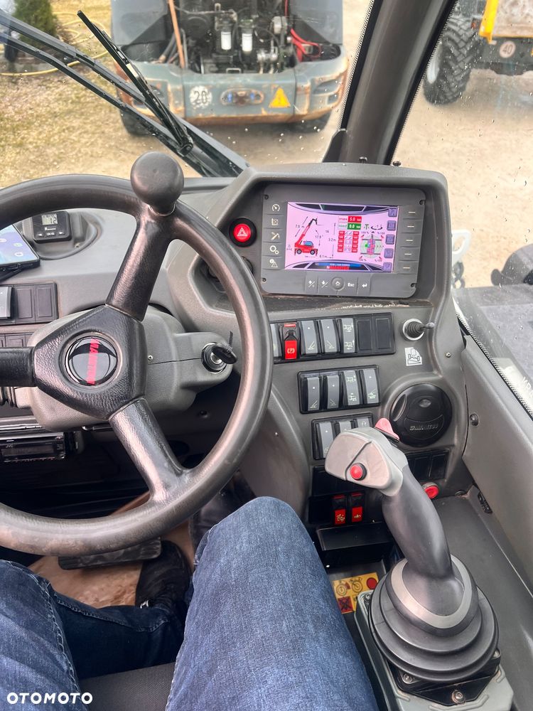 Manitou 2150 Mrt MANITOU ŁADOWARKA TELESKOPOWA Roto  widły kosz PILOT do sterowania  2016/17 1840 2540 2550 kolor od nowości biały Mercedes silnik - 15