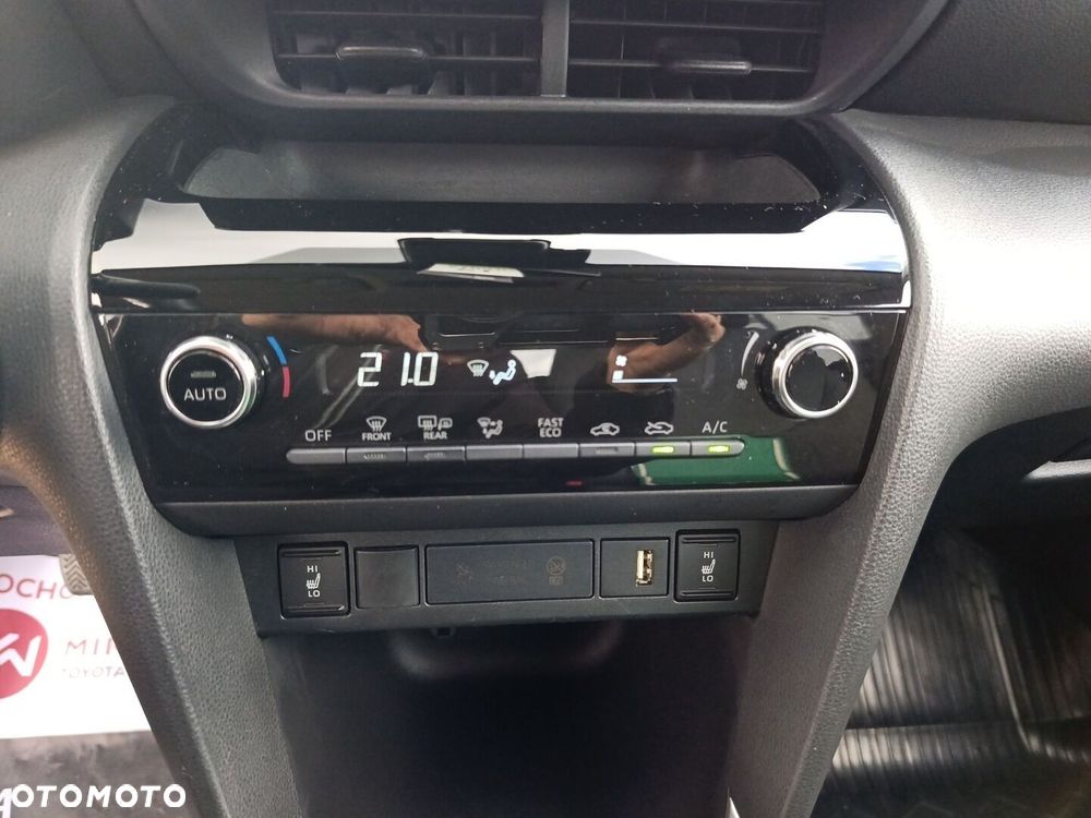 Toyota Yaris Cross Hybrid 1.5 Comfort - 31