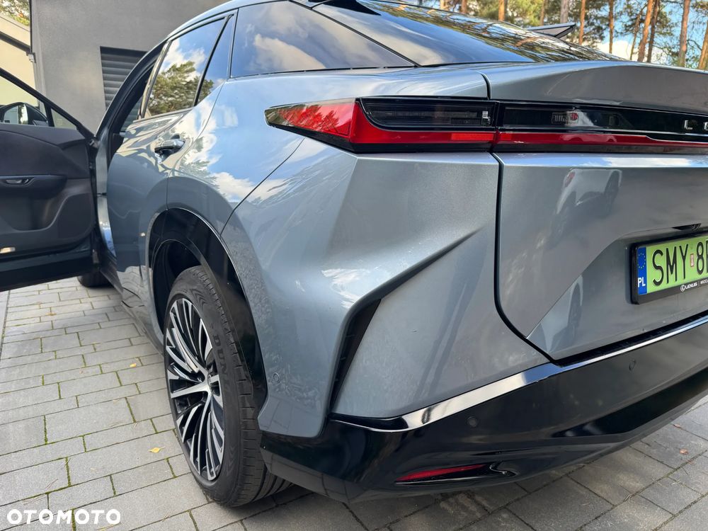 Lexus RZ 450e Omotenashi DIRECT4 - 6