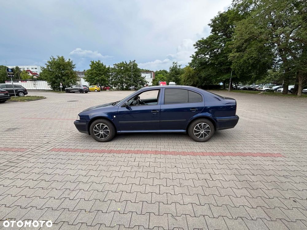 Skoda Octavia 1.8T SLX - 4