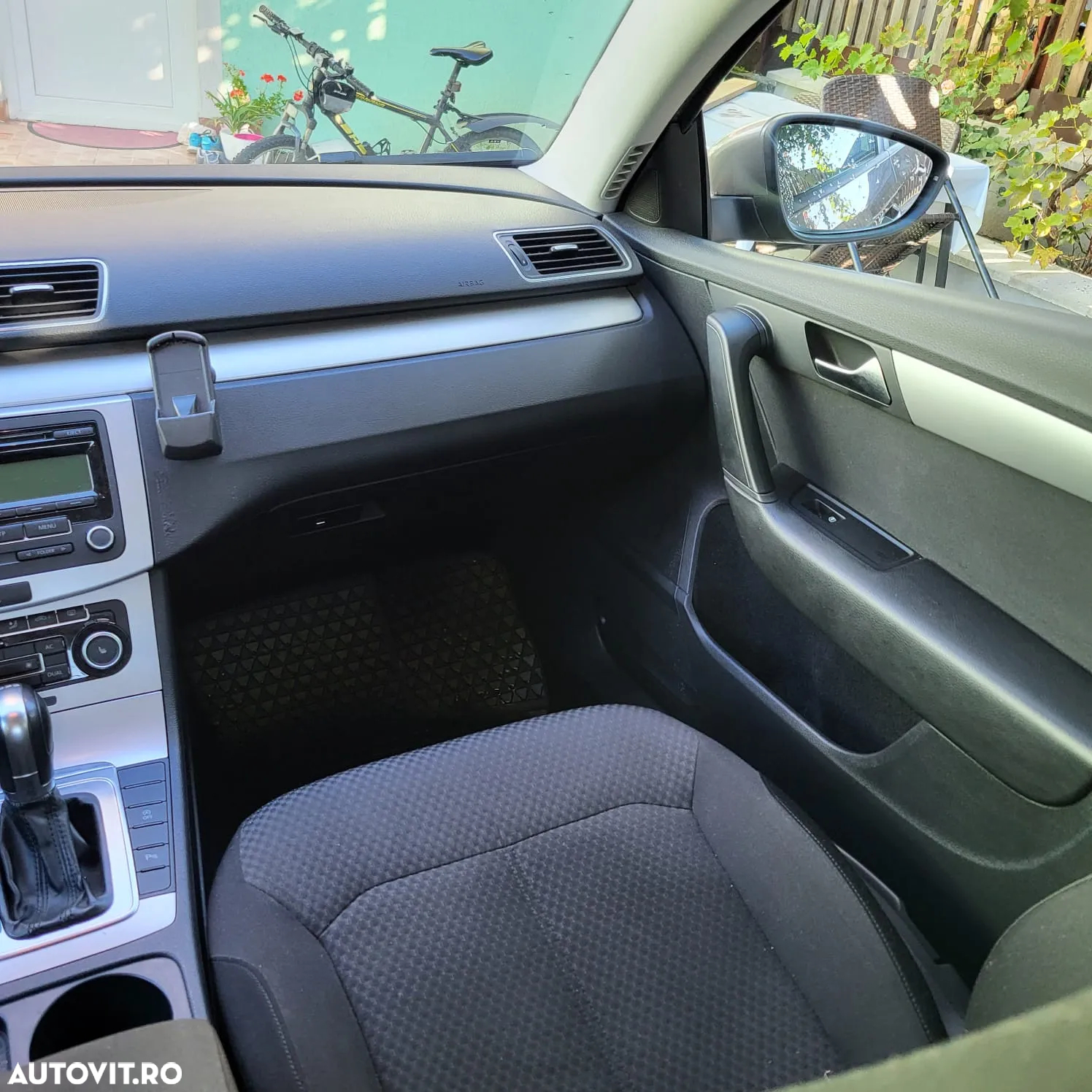 Volkswagen Passat 2.0 TDI (BlueMotion Technology) DSG Comfortline - 11