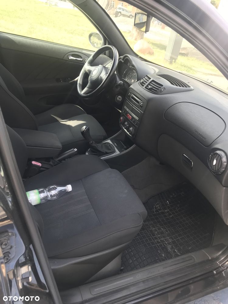 Alfa Romeo 147 - 5