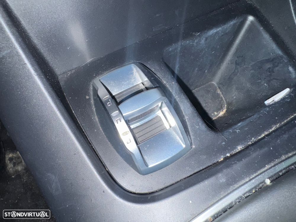 Alfa Romeo Giulietta 1.6 JTDM Distinctive - 16