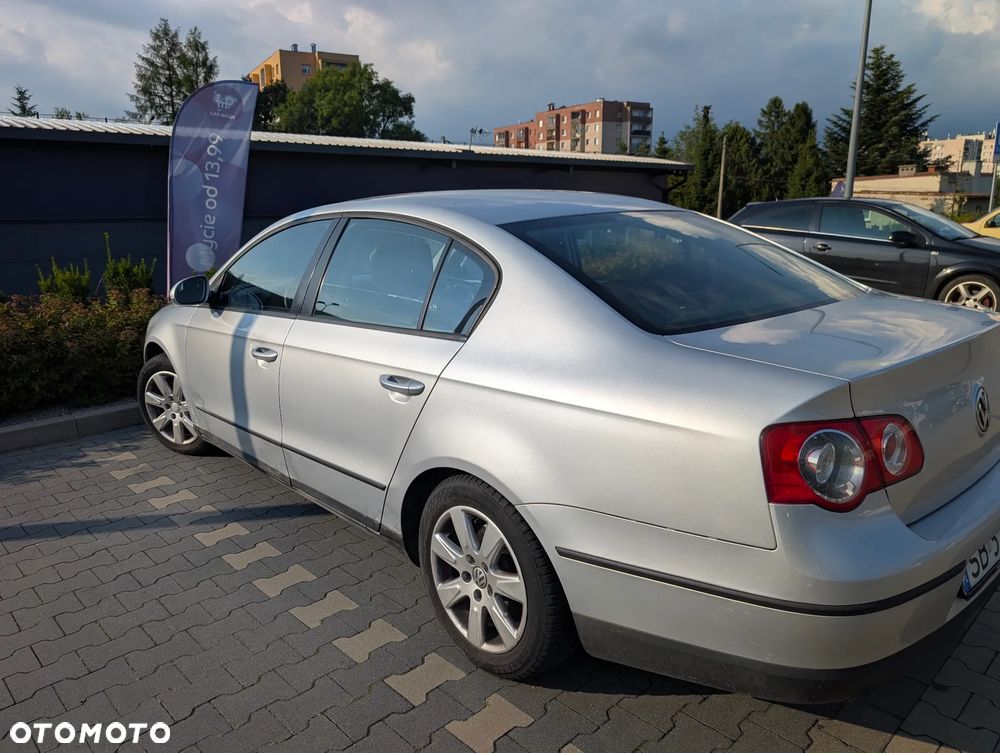 Volkswagen Passat - 7