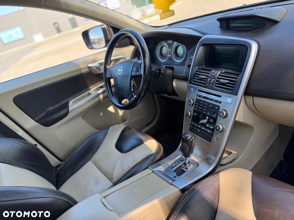 Volvo XC 60 2.4D AWD Summum - 20