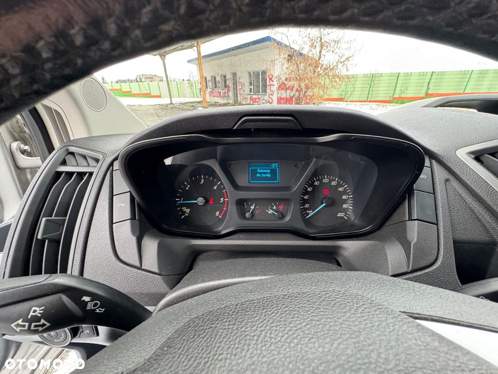 Ford Transit - 21