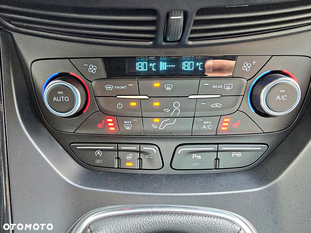 Ford Kuga 1.5 EcoBoost 2x4 ST-Line - 30