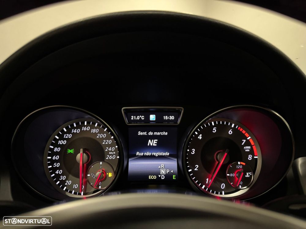 Mercedes-Benz GLA 200 - 43