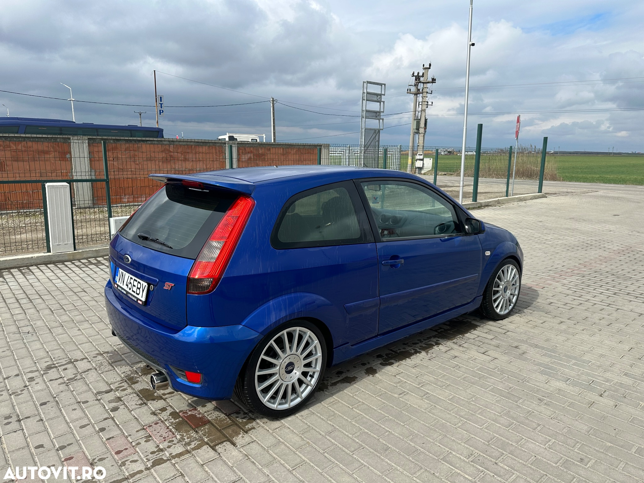 Ford Fiesta 2.0 ST - 4
