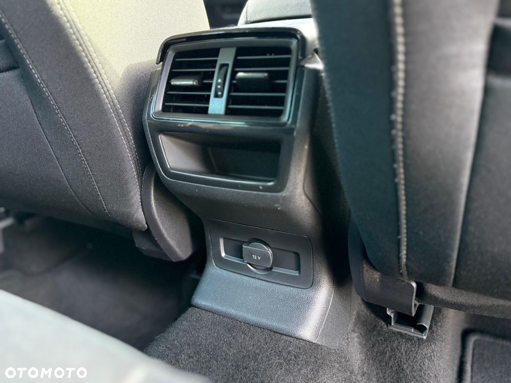 Skoda Karoq 1.5 TSI ACT Sportline DSG - 30