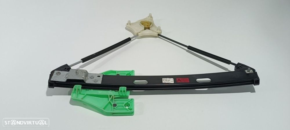 ELEVADOR TRASEIRO DIREITO SEAT LEON SPORTSTOURER (KL8) FR - 1