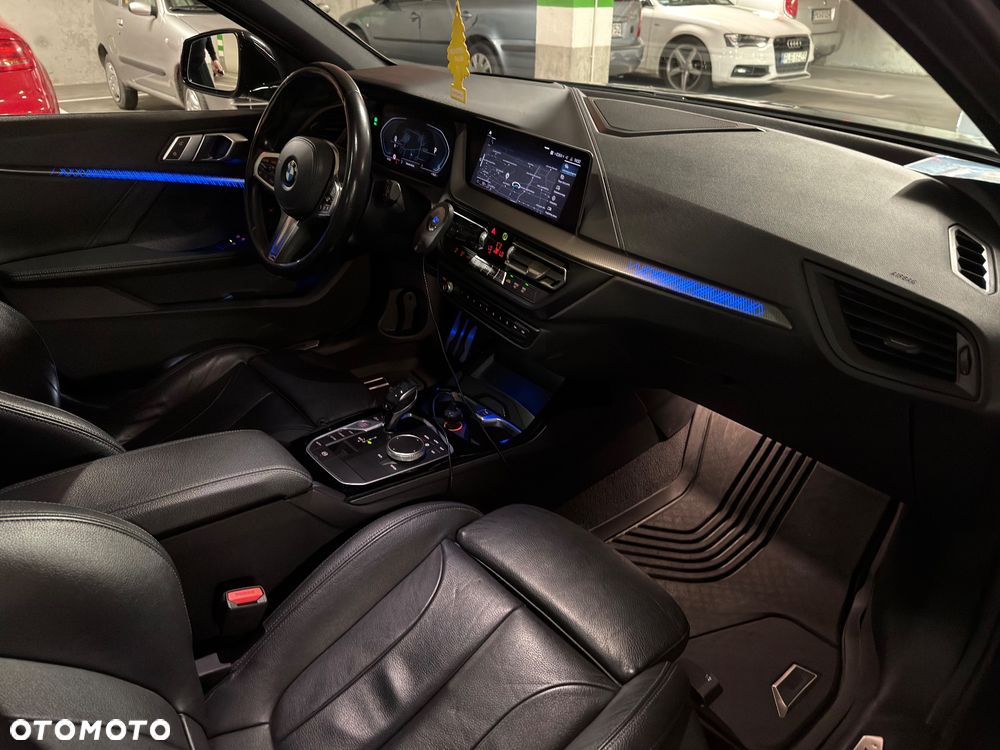 BMW Seria 1 118d Edition M Sport Shadow - 11