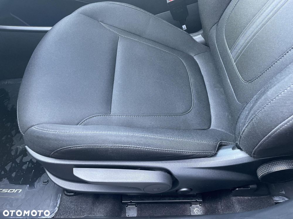 Hyundai Tucson - 12