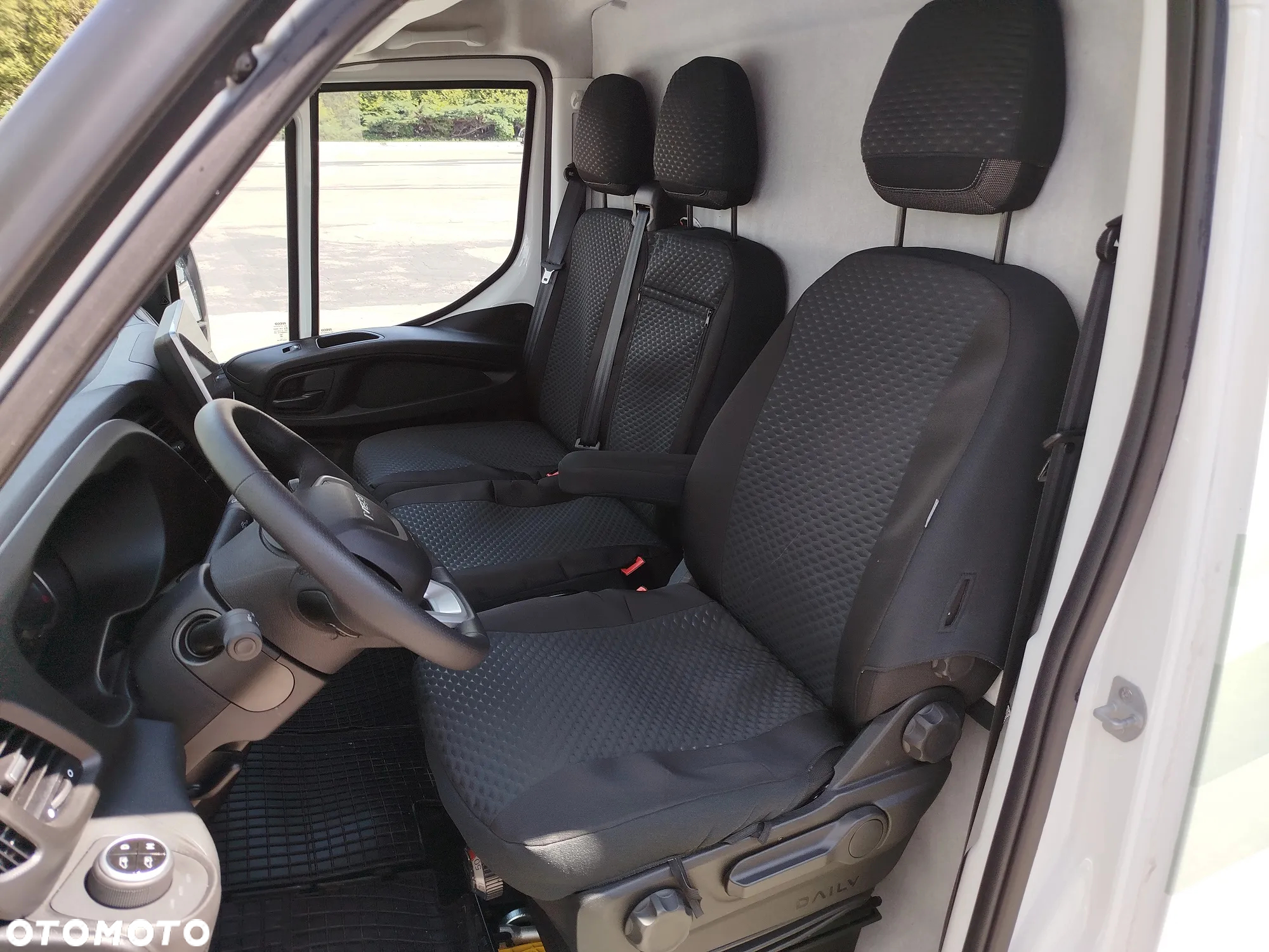 Iveco 35S18HA8V / 3.0 / 180km / NA WYPASIE!!! - 26