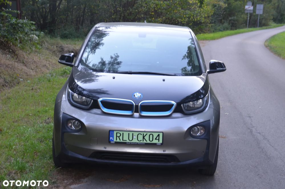 BMW i3 (60 Ah) - 13