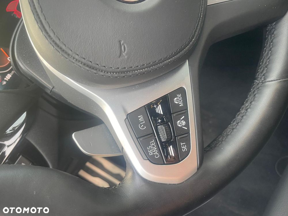 BMW Seria 5 530d xDrive M Sport Edition - 11