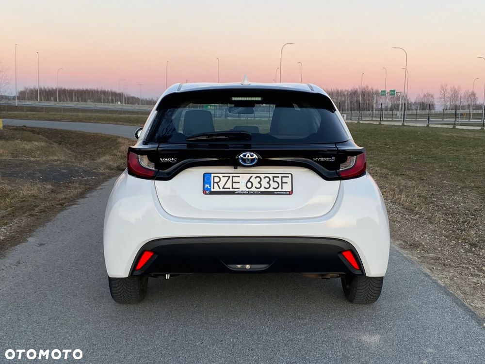 Toyota Yaris - 6