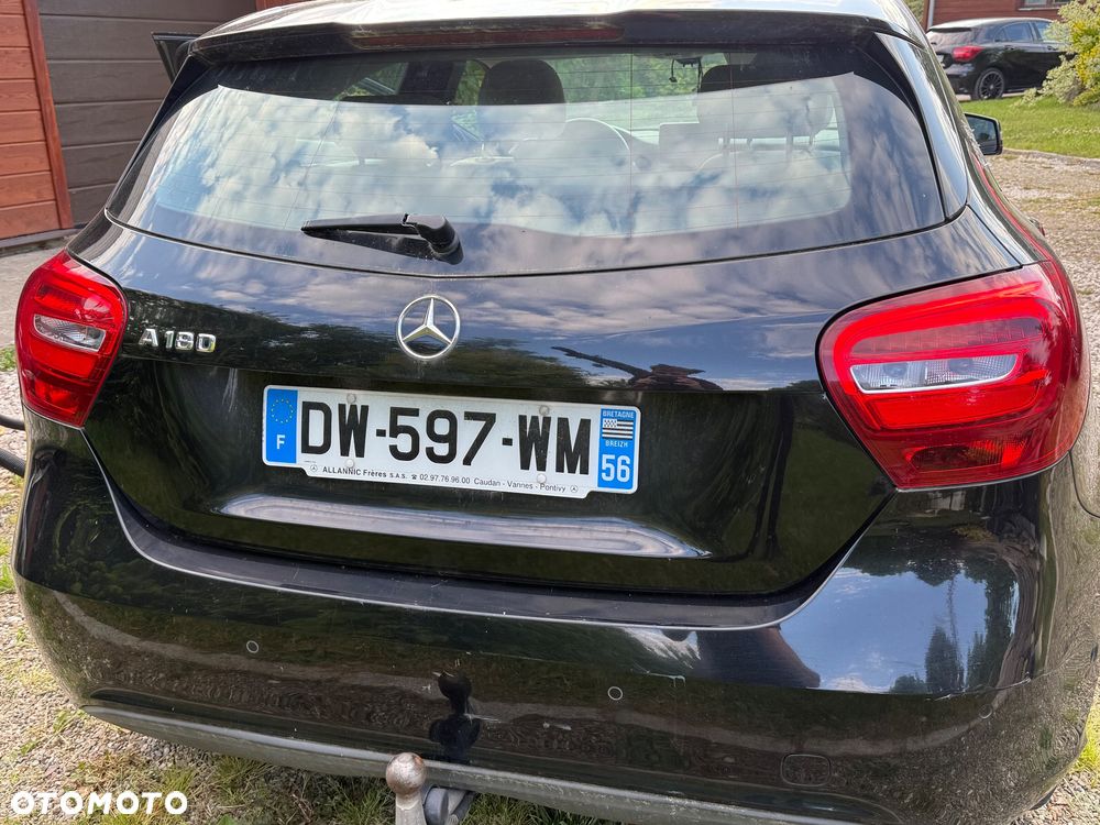 Mercedes-Benz Klasa A 180 7G-DCT SCORE - 4