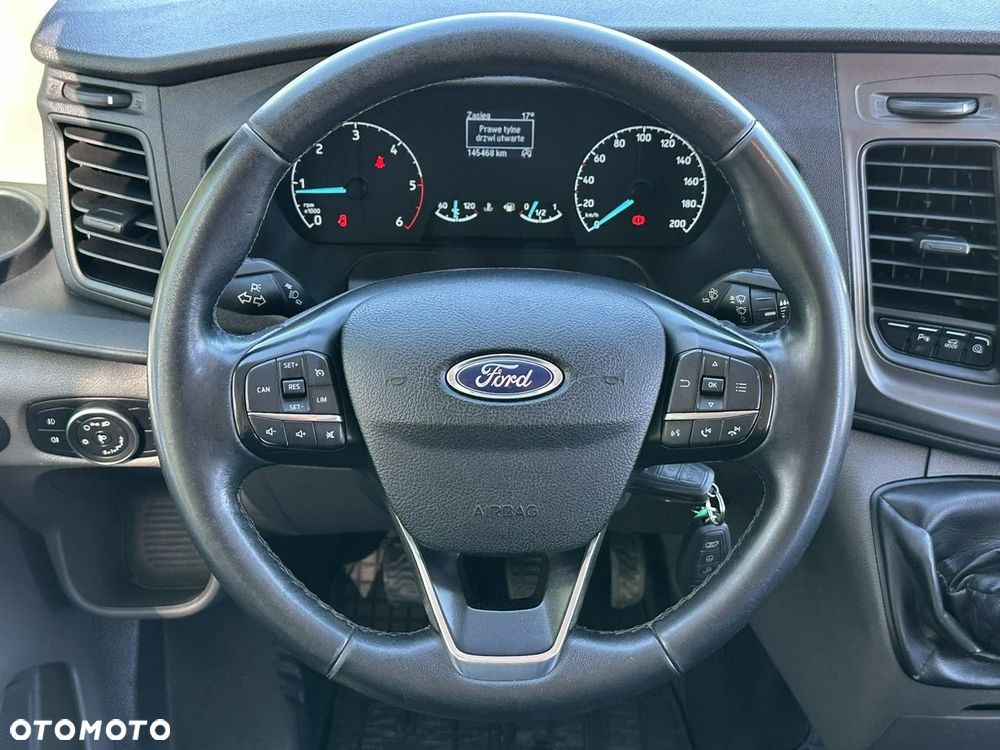 Ford Transit - 21