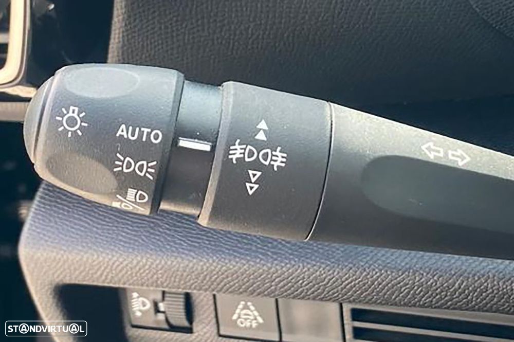 Citroën C4 1.2 PureTech Plus EAT8 - 12