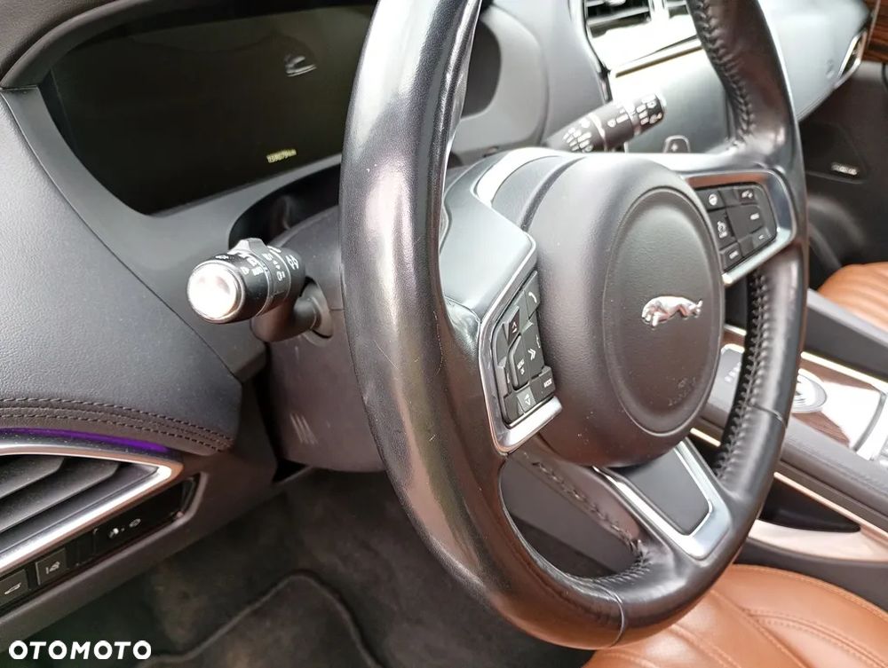 Jaguar F-Pace 2.0 i4D AWD Prestige - 7