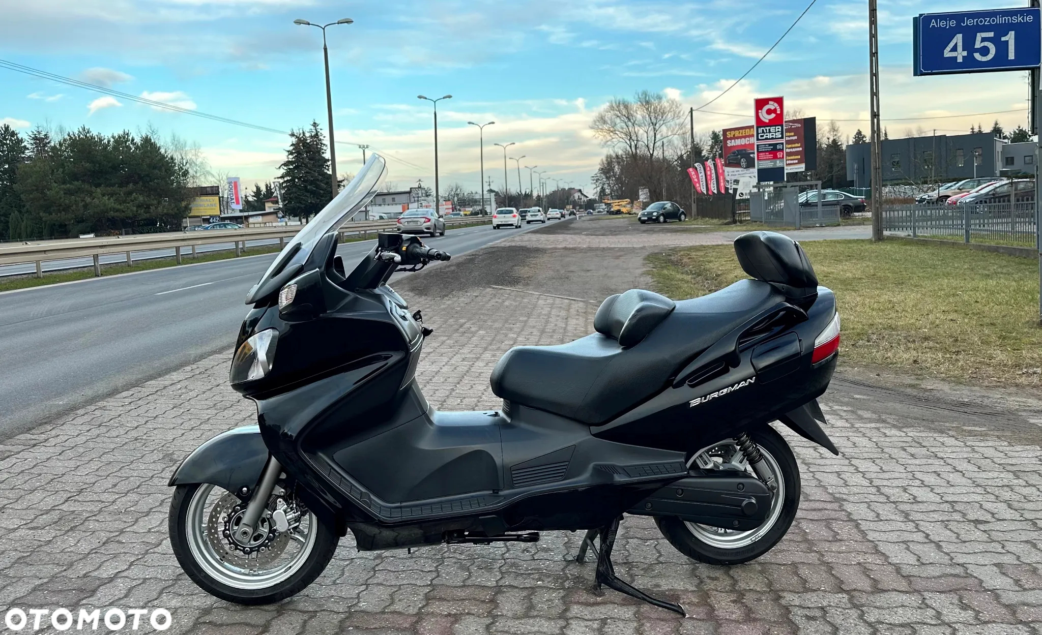 Suzuki Burgman - 9