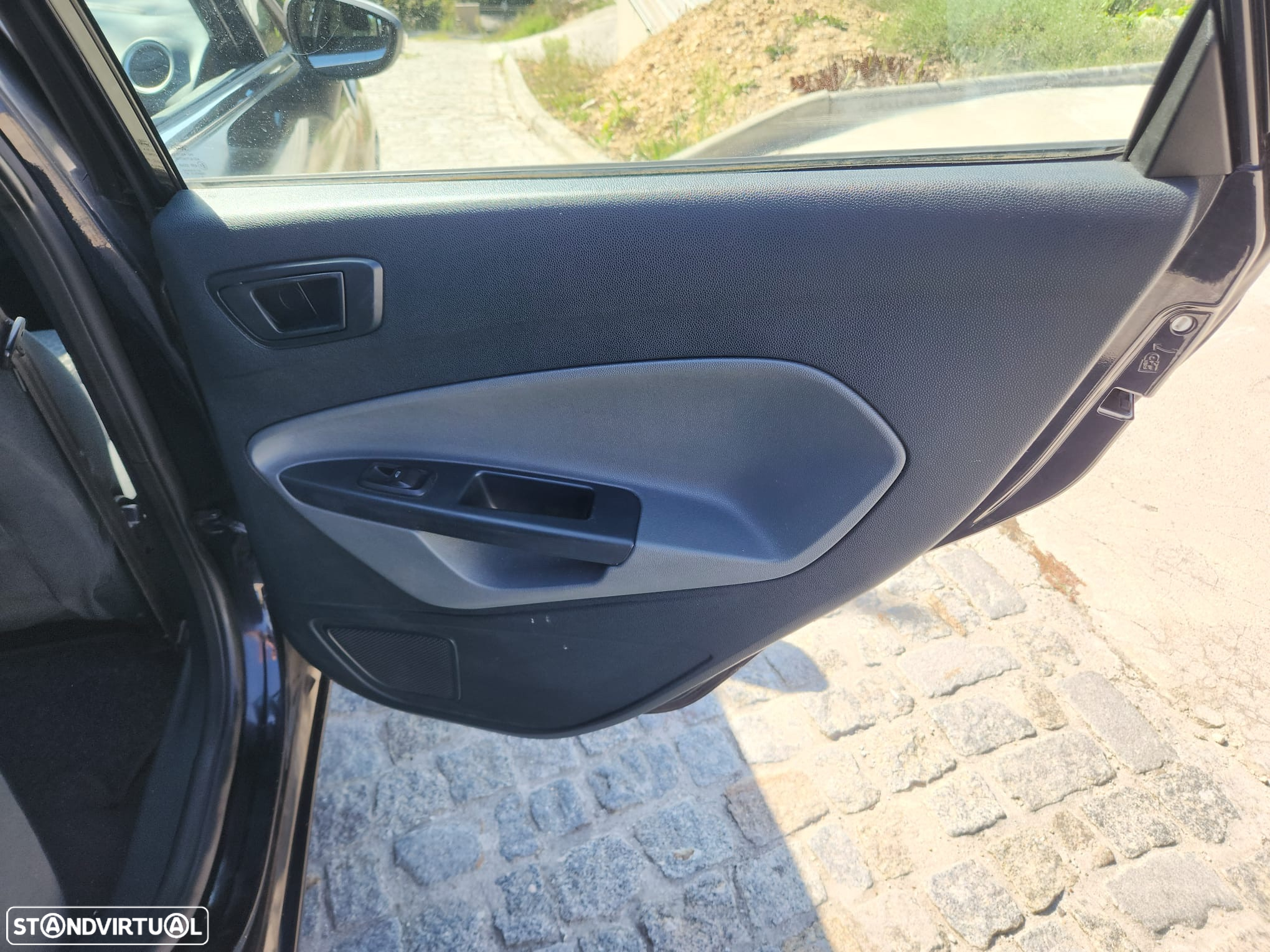 Ford Fiesta 1.4 TDCi Titanium - 13