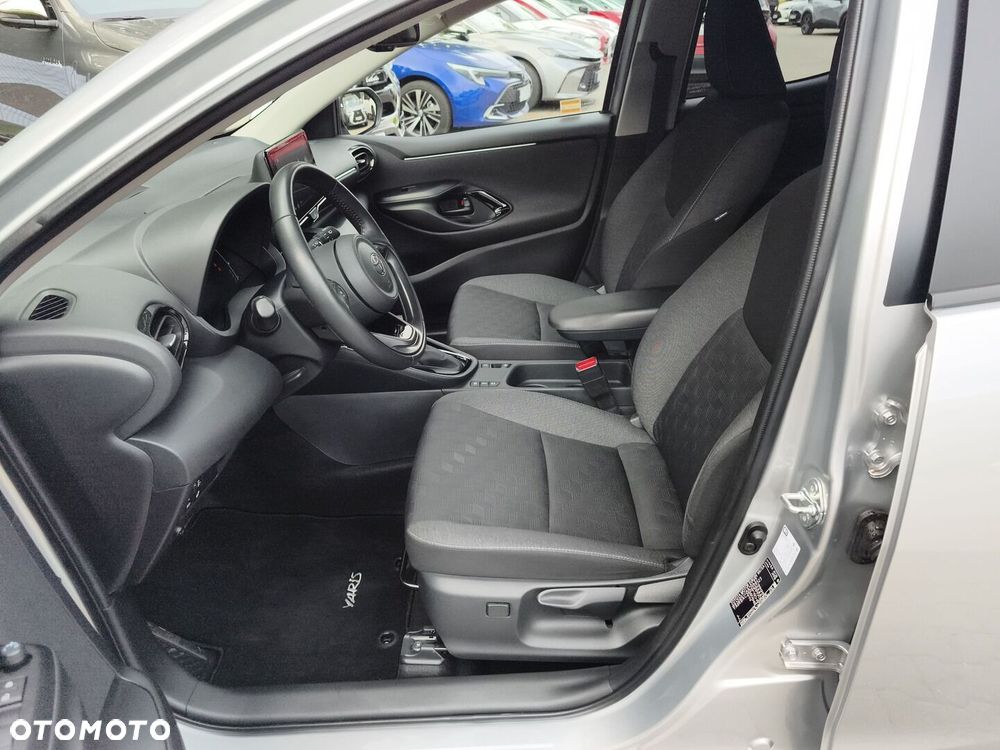 Toyota Yaris Hybrid 1.5 Style - 16