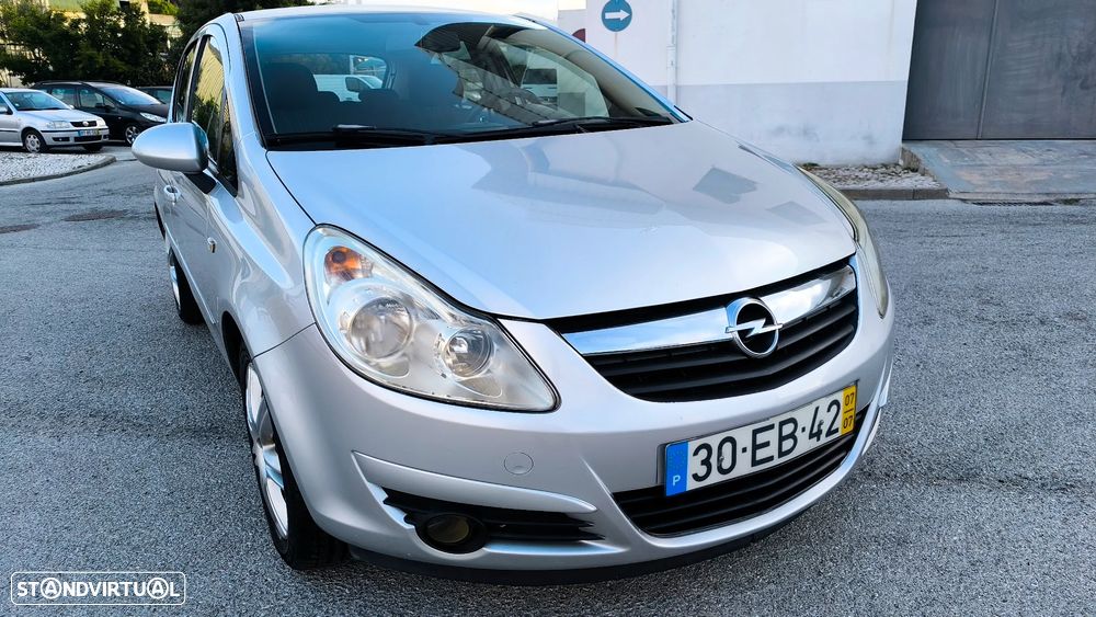 Opel Corsa 1.2 Cosmo - 27
