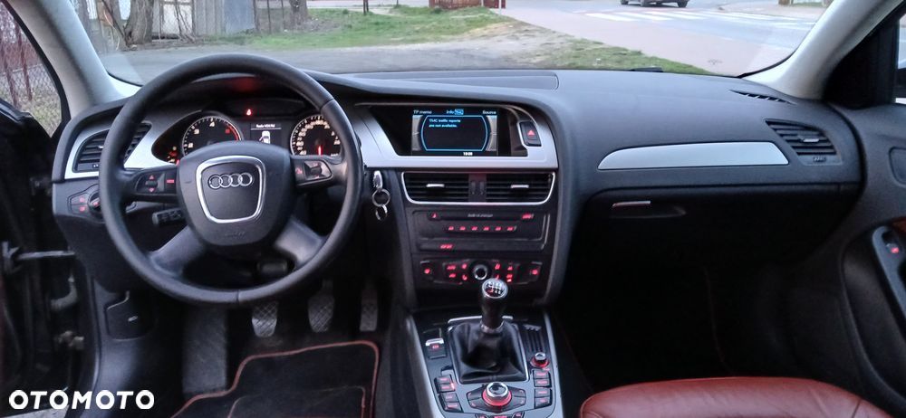 Audi A4 Avant 2.0 TDI Limited Edition - 10