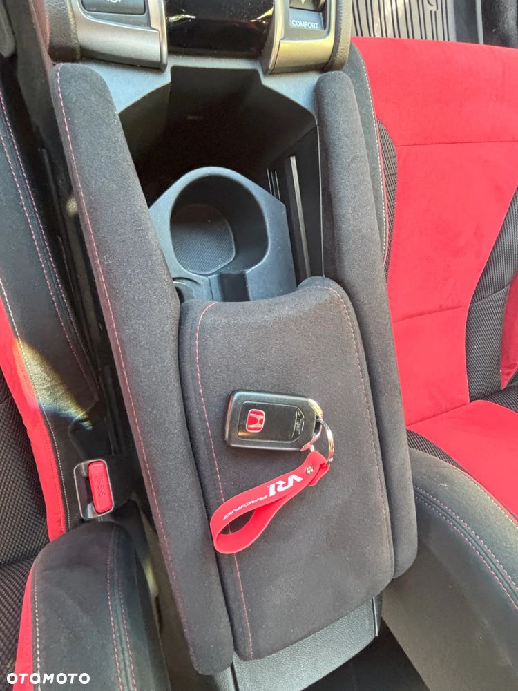 Honda Civic 2.0 T Type-R - 26