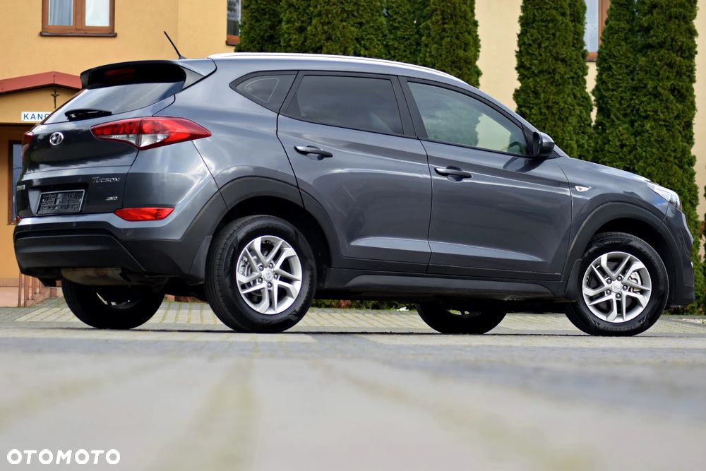Hyundai Tucson 2.0 CRDI 4WD Automatik Premium - 28