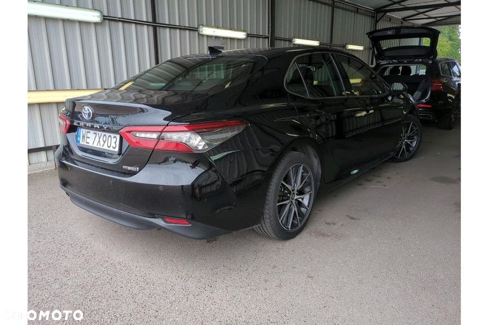 Toyota Camry 2.5 Hybrid Executive CVT - 3