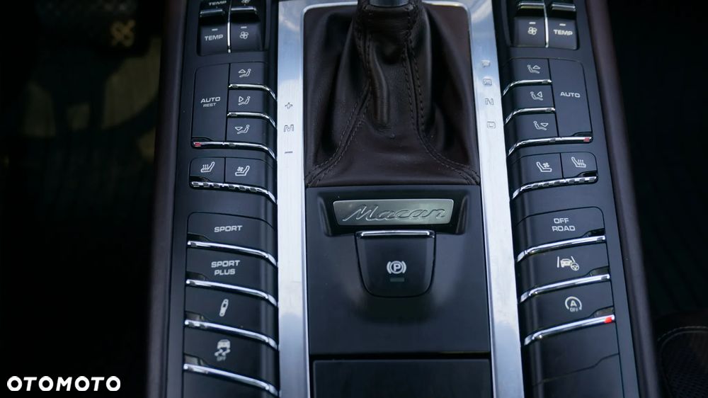 Porsche Macan - 21