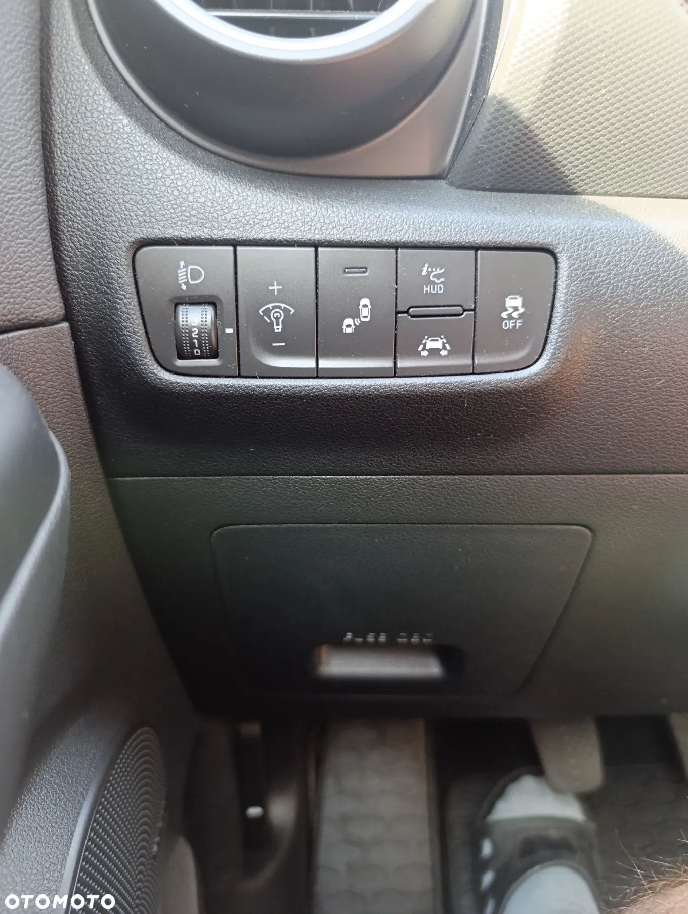 Hyundai Kona 1.6 CRDi Comfort - 25