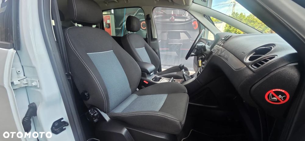 Ford S-Max 2.0 TDCi DPF Business Edition - 37