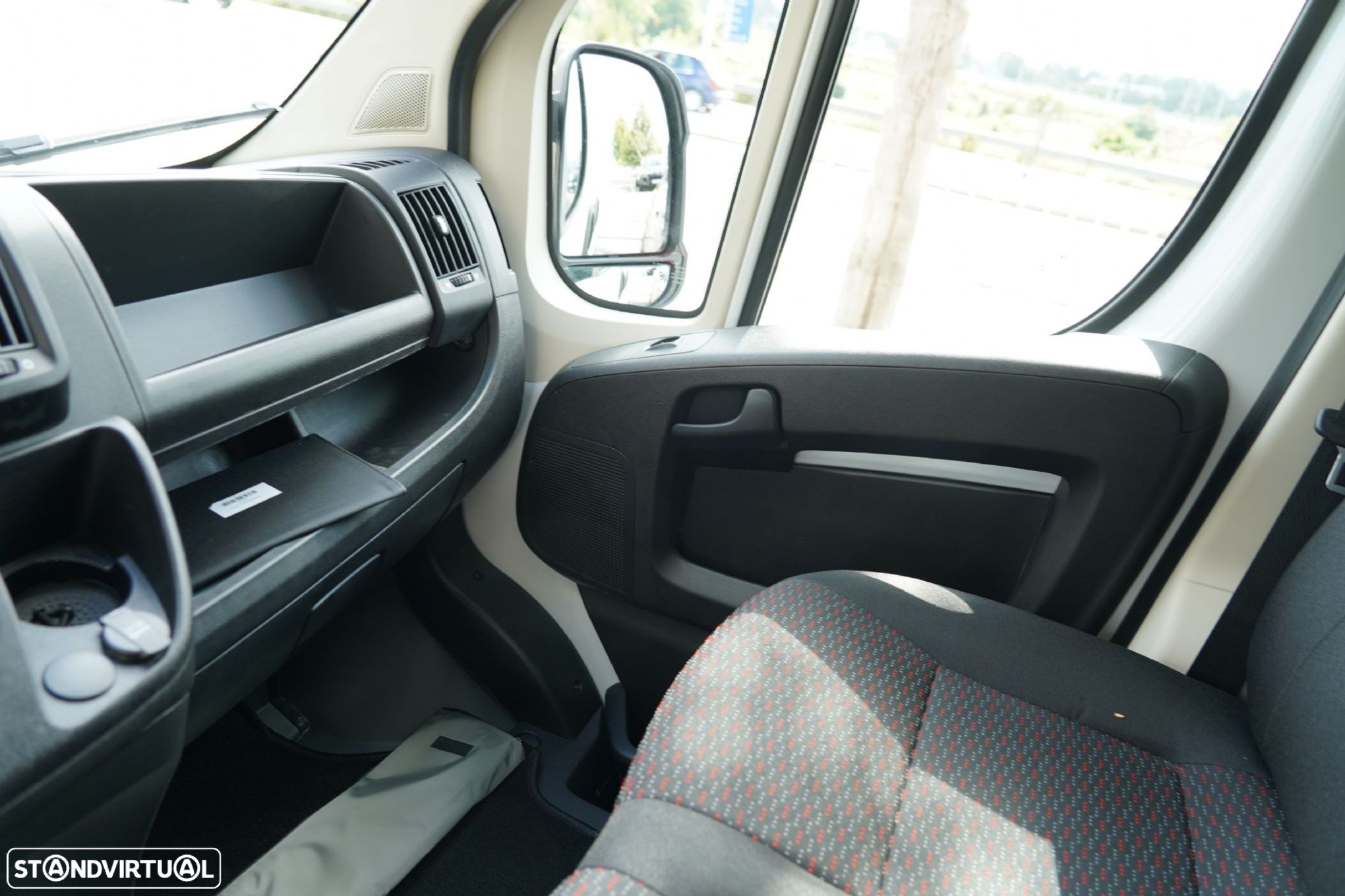 Citroën Jumper 2.2 BlueHDi L/3 H2 - 13