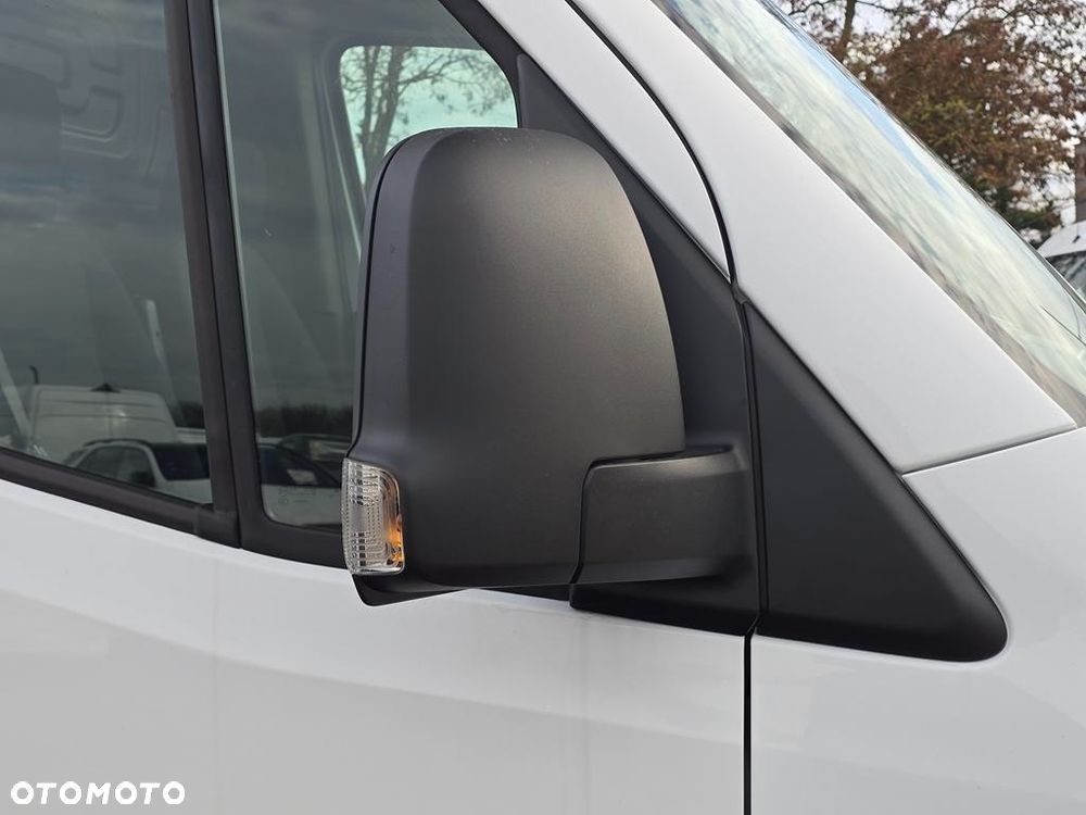 Mercedes-Benz Sprinter 317 CDI Long PRO 9G-Tronic - 26