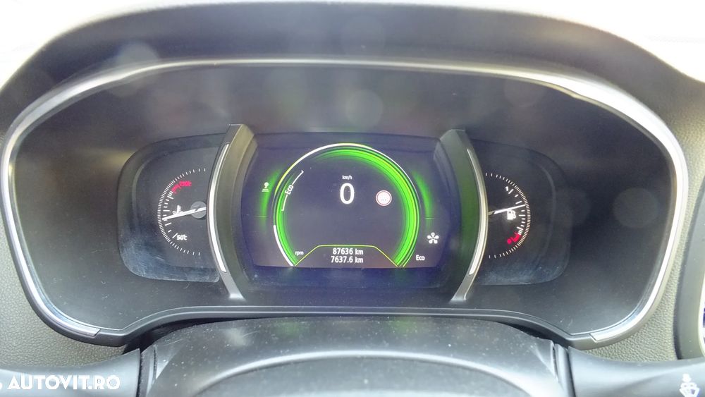 Renault Megane Energy dCi Zen - 10