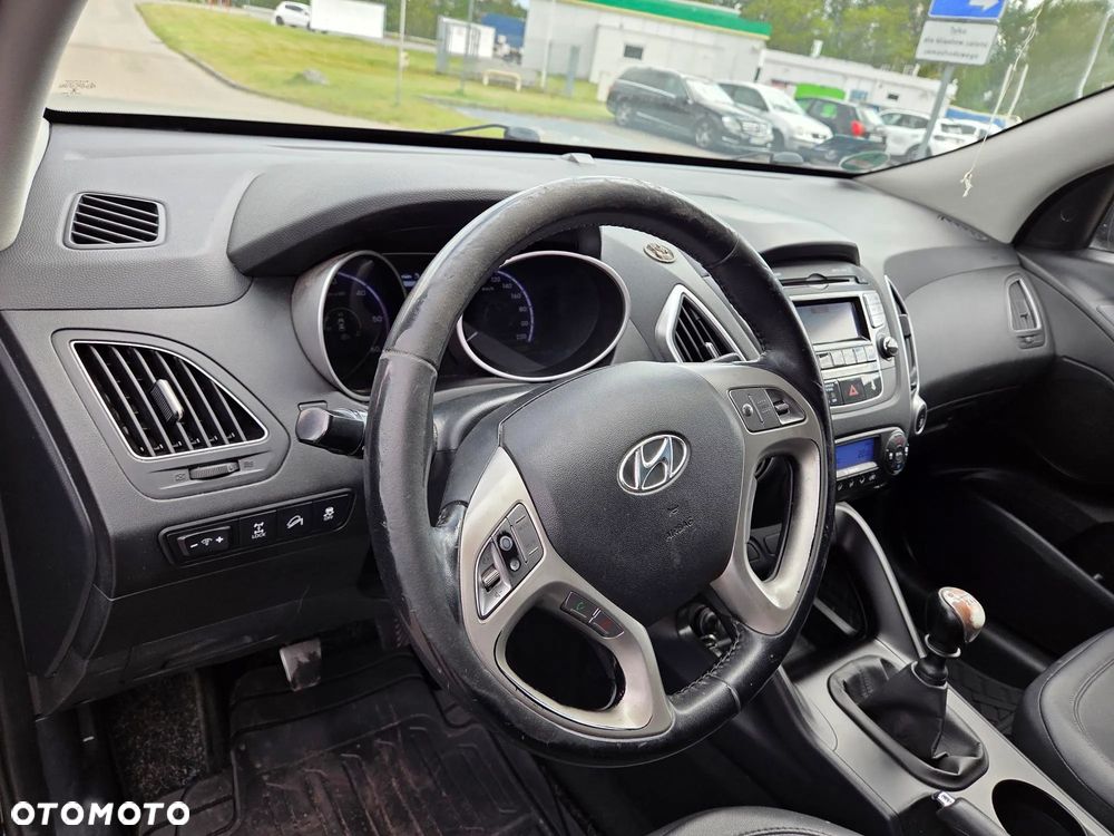 Hyundai Tucson 2.0 CRDi 4WD GLS - 13