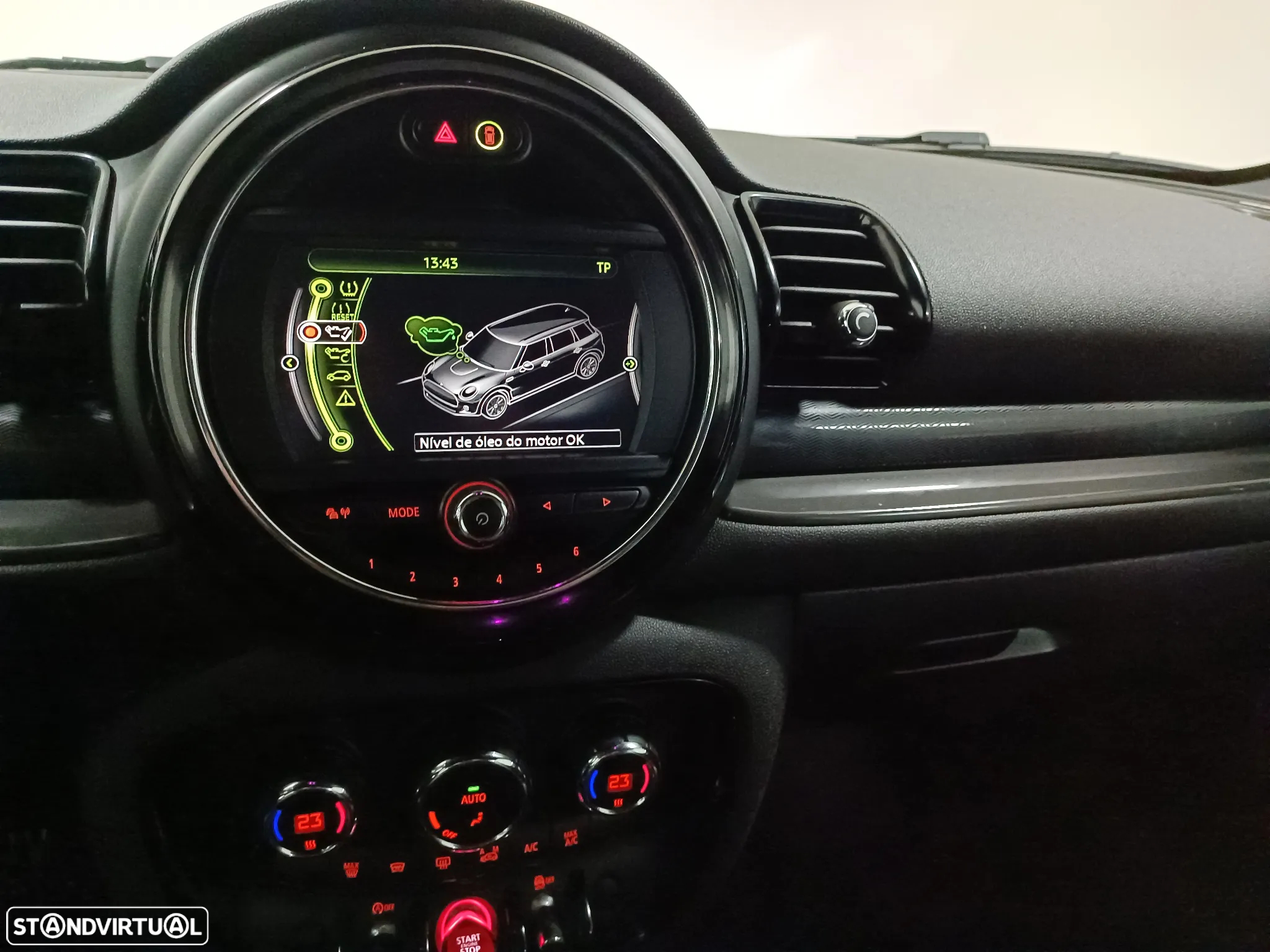 MINI Clubman Cooper D JCW - 28