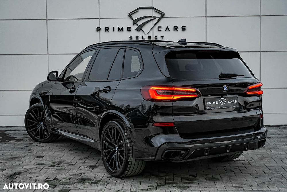 BMW X5 M M50i - 9