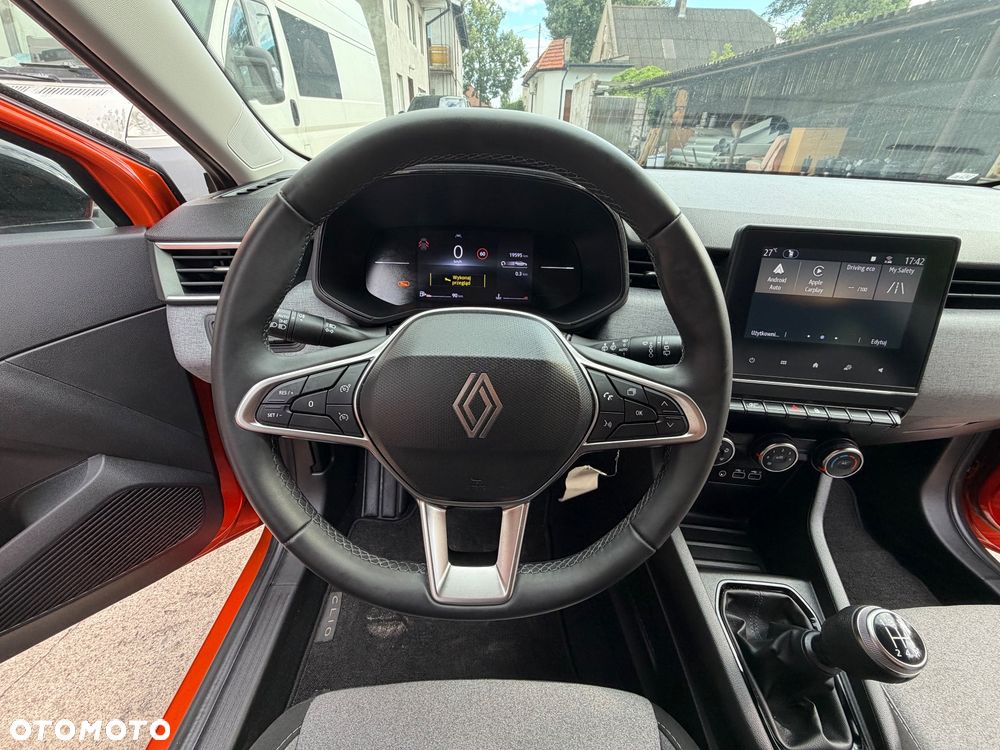 Renault Clio - 17