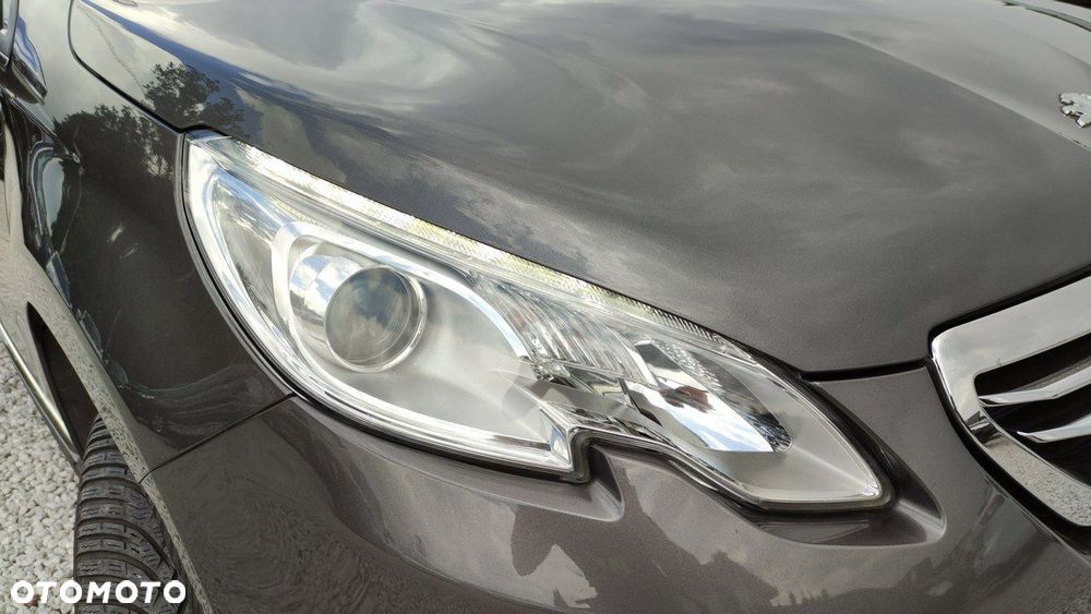 Peugeot 2008 - 18