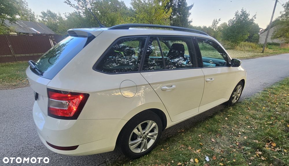 Skoda Fabia 1.0 Ambition Plus - 5