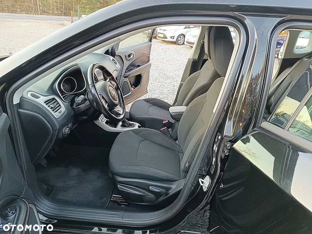 Jeep Compass 1.3 TMair Longitude FWD S&S - 10