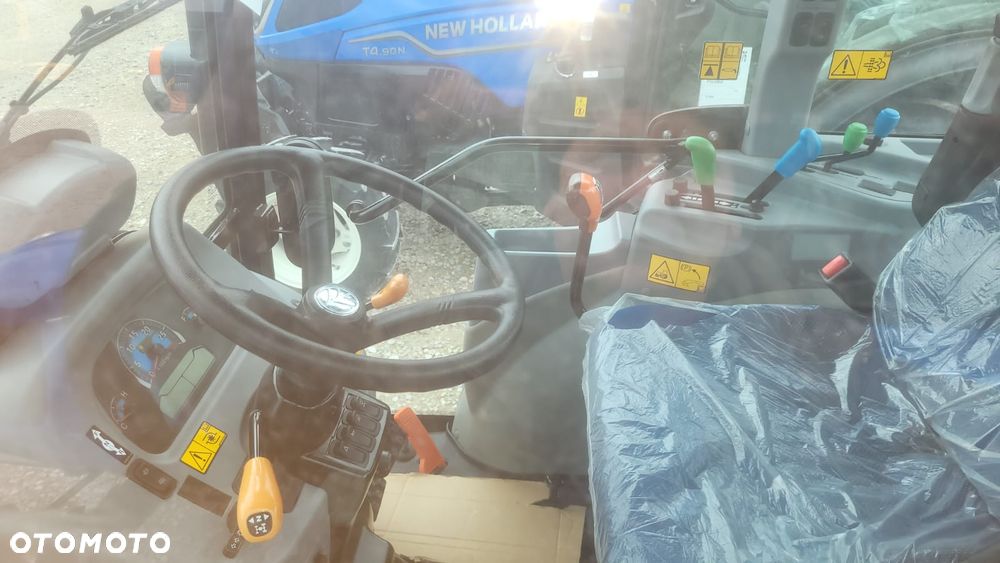 New Holland Boomer 35 - 3